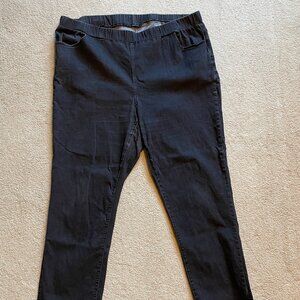 Universal Standard Comfort Denim Stovepipe Jeans - Black